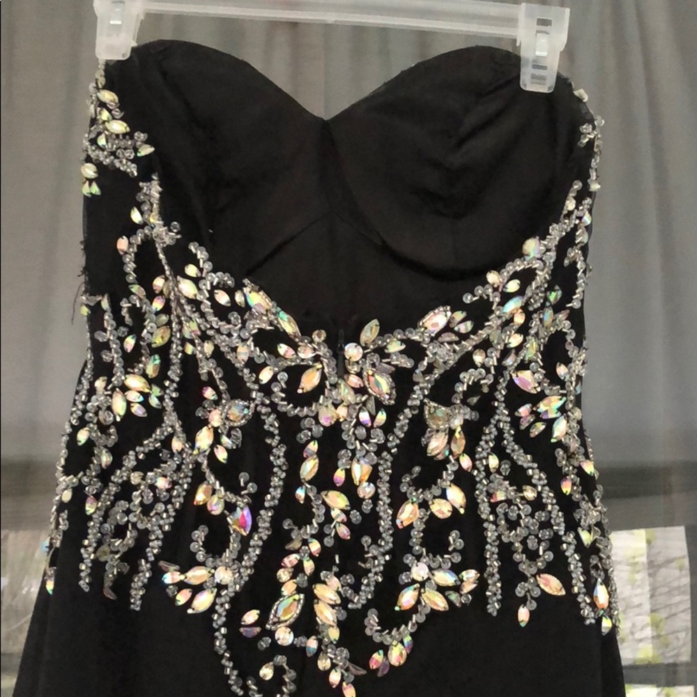 Formal Gown - Picture 5 of 8